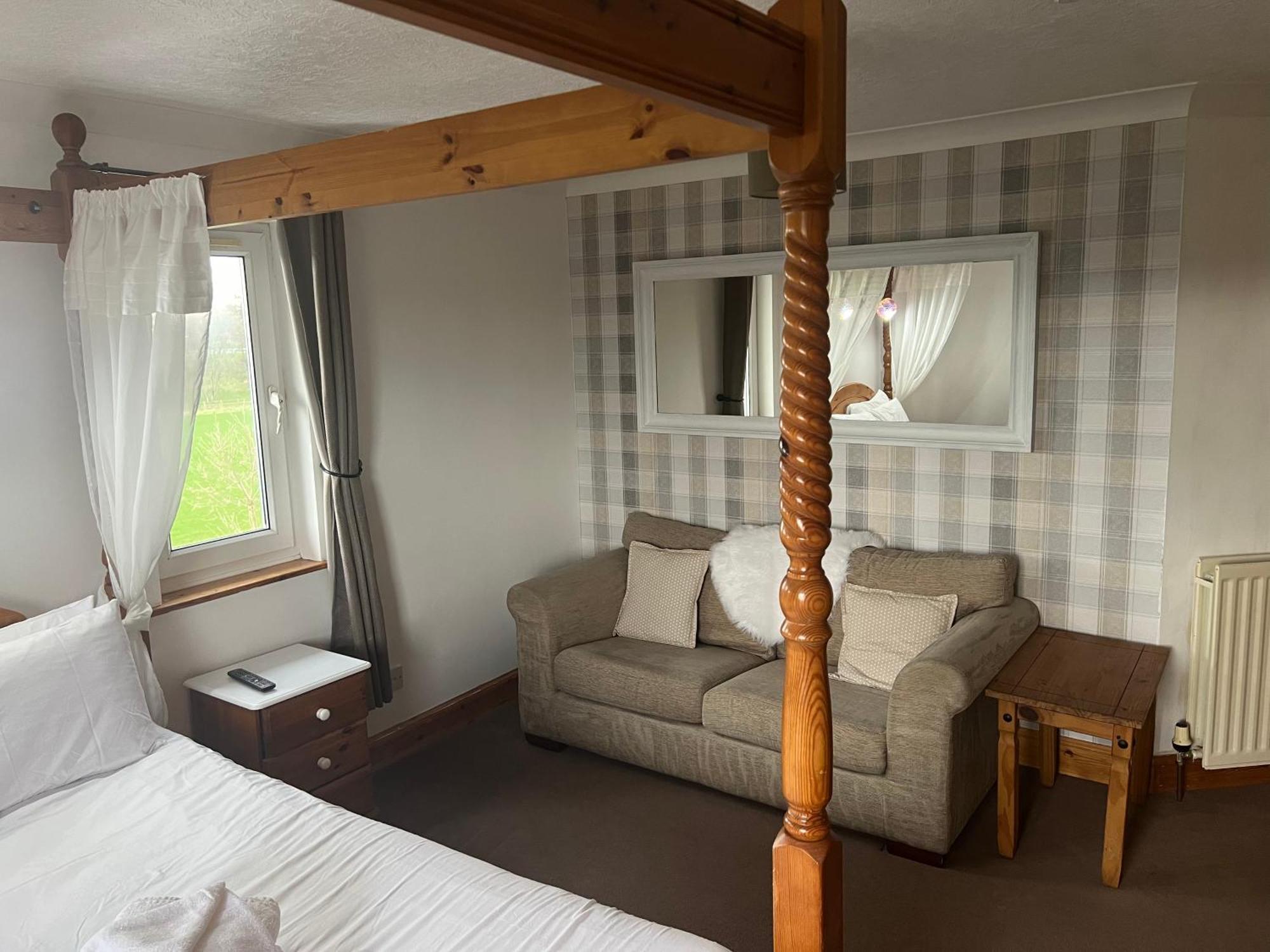 Hotel Hazeldene 2*